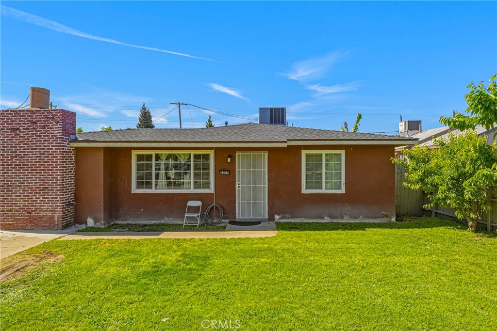 1054 W 24th, Merced, CA 95340