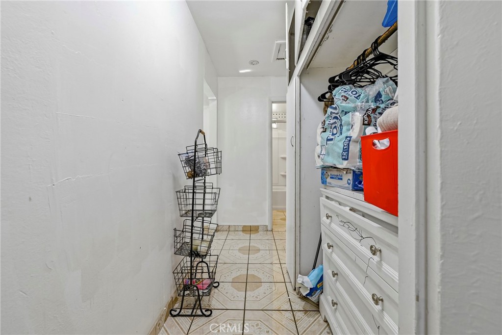 1054 W 24th, Merced, CA 95340