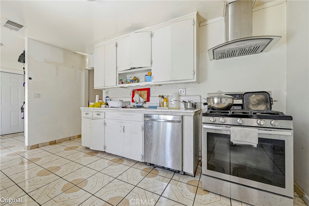 1054 W 24th, Merced, CA 95340