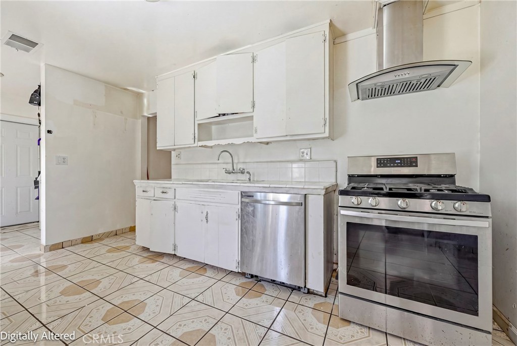 1054 W 24th, Merced, CA 95340