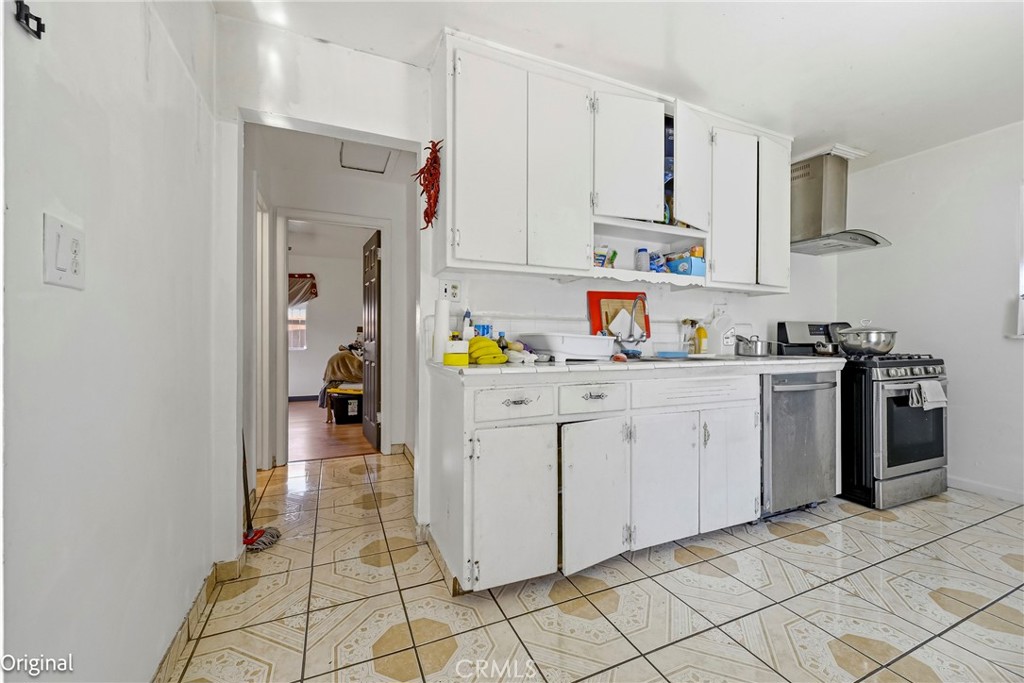 1054 W 24th, Merced, CA 95340