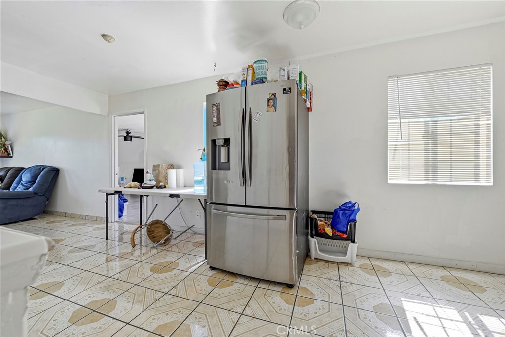 1054 W 24th, Merced, CA 95340