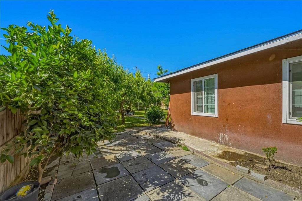 1054 W 24th, Merced, CA 95340
