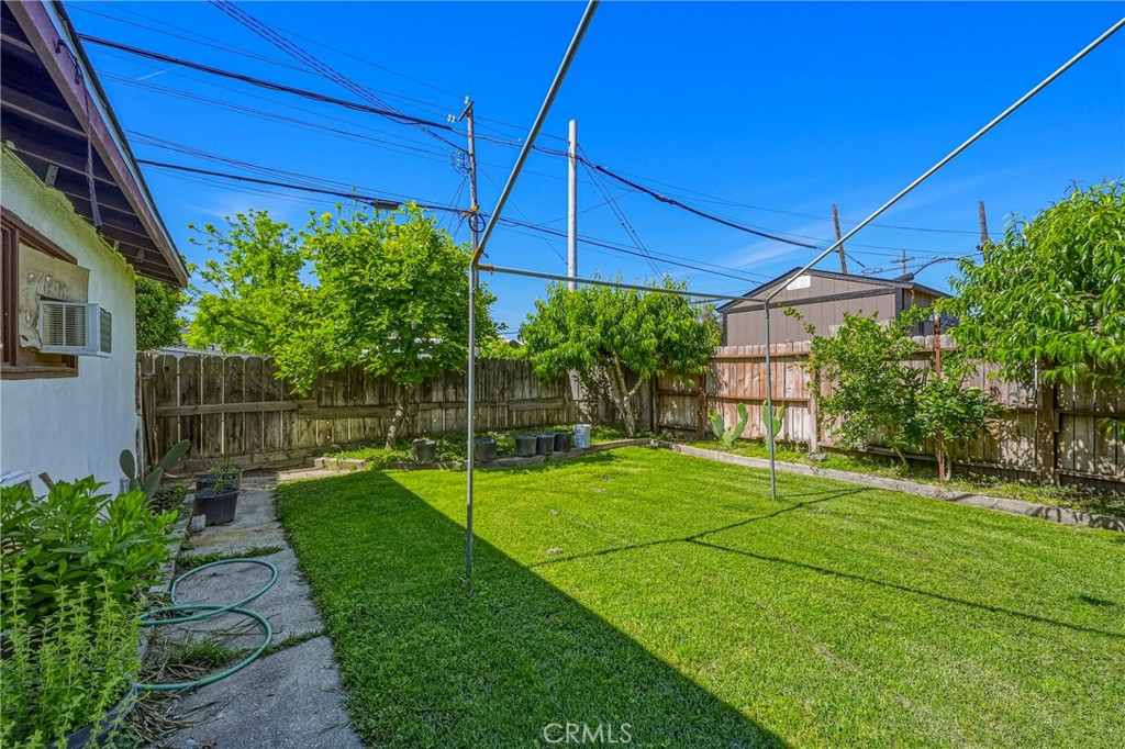 1054 W 24th, Merced, CA 95340