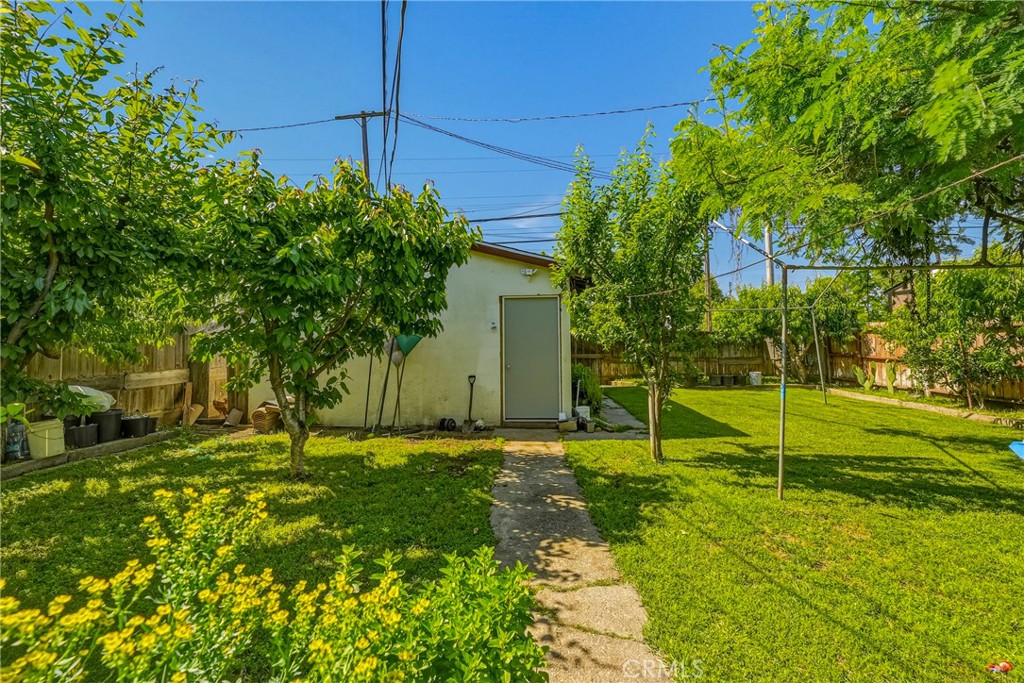 1054 W 24th, Merced, CA 95340