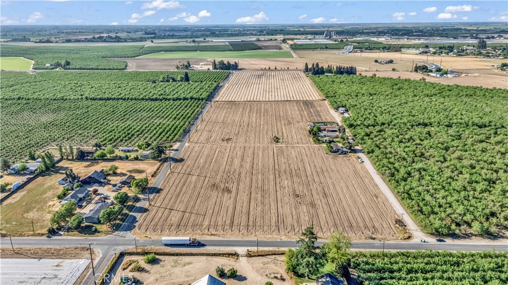 14105 El Capitan Way, Delhi, CA 95315