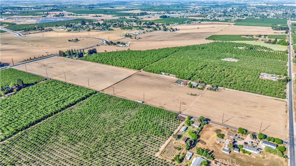 14105 El Capitan Way, Delhi, CA 95315