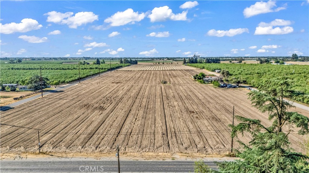 14105 El Capitan Way, Delhi, CA 95315