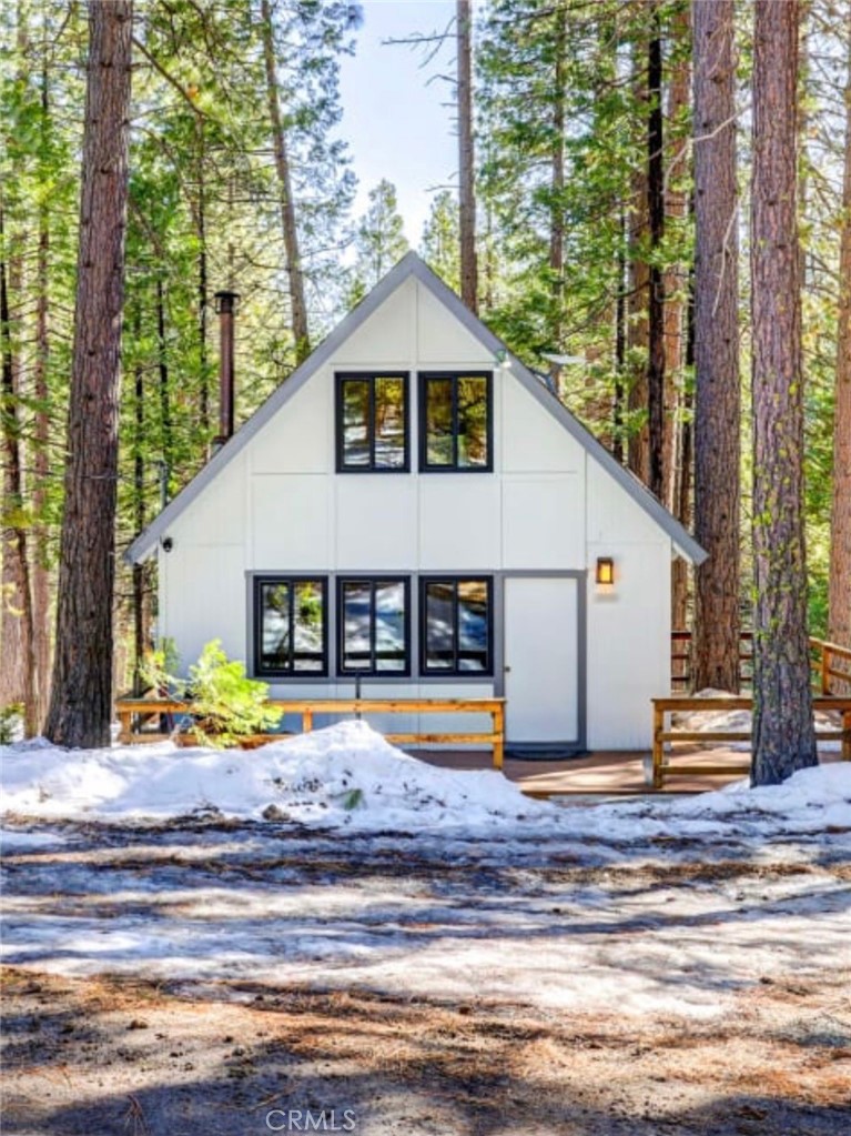 29591 Lassen Drive, Long Barn, CA 95335