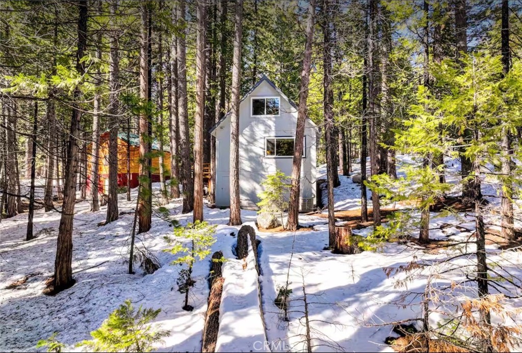 29591 Lassen Drive, Long Barn, CA 95335