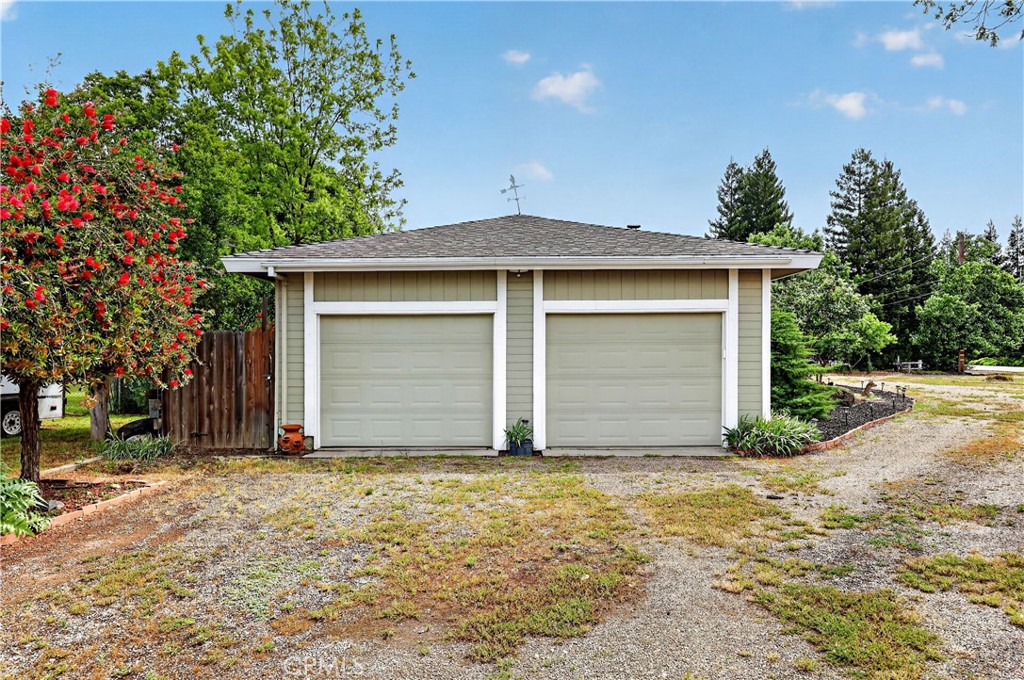 3276 E Olive Ave, Merced, CA 95340