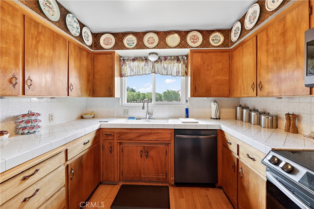 3276 E Olive Ave, Merced, CA 95340