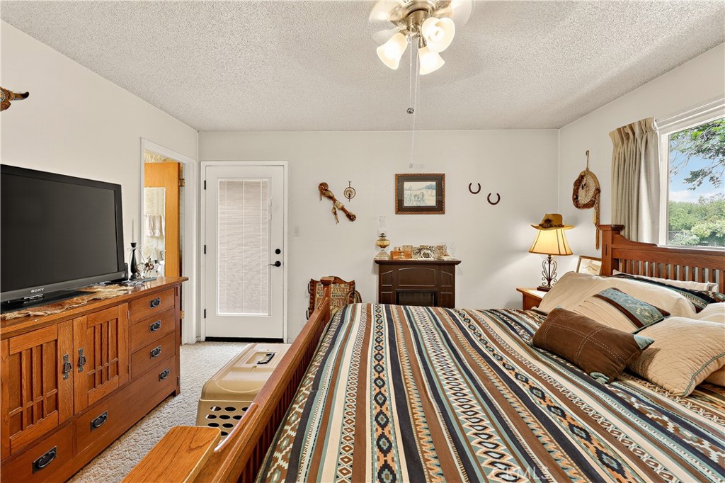 3276 E Olive Ave, Merced, CA 95340