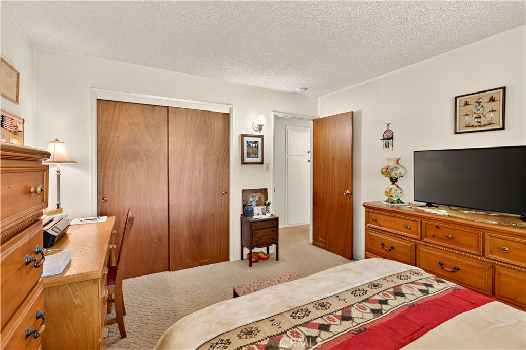 3276 E Olive Ave, Merced, CA 95340