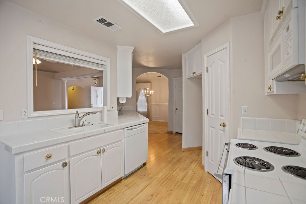 2182 Spanish Bay Ct, Merced, CA 95340