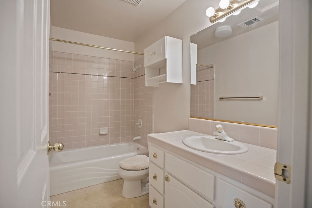 2182 Spanish Bay Ct, Merced, CA 95340