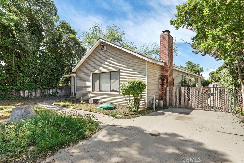 2194 Yosemite, Merced, CA 95341