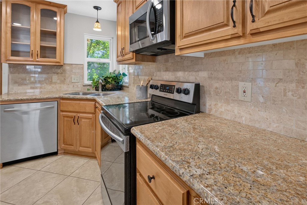 2761 Lexington Ave., Merced, CA 95340