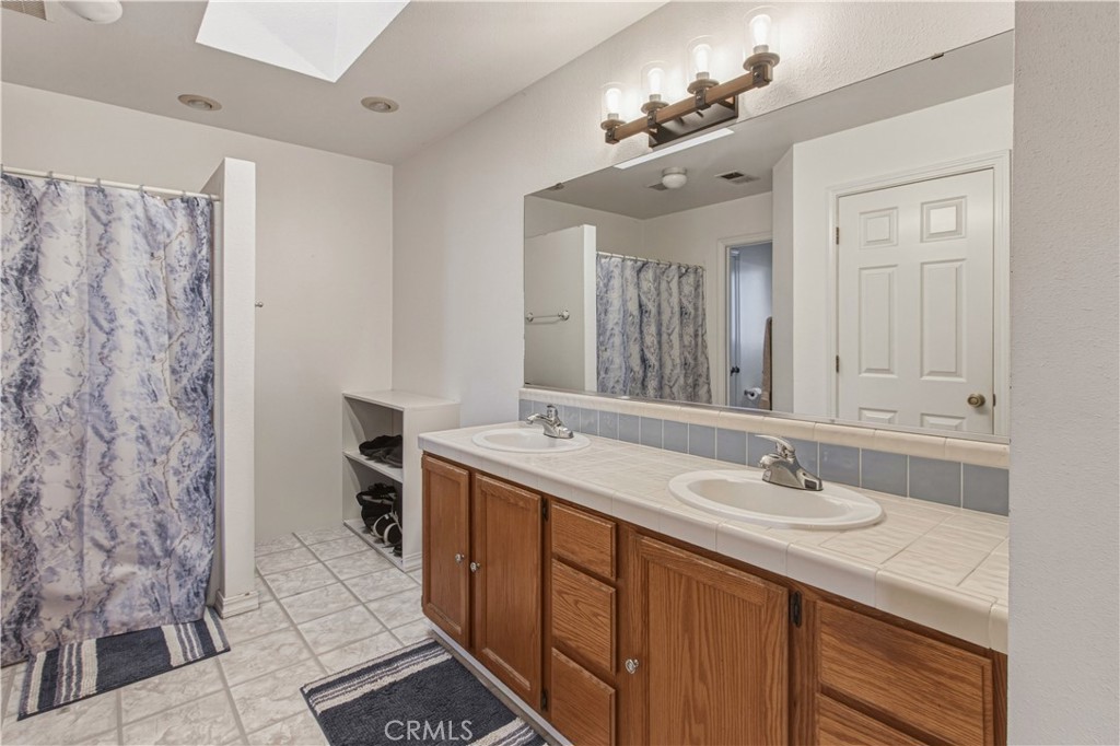 2761 Lexington Ave., Merced, CA 95340
