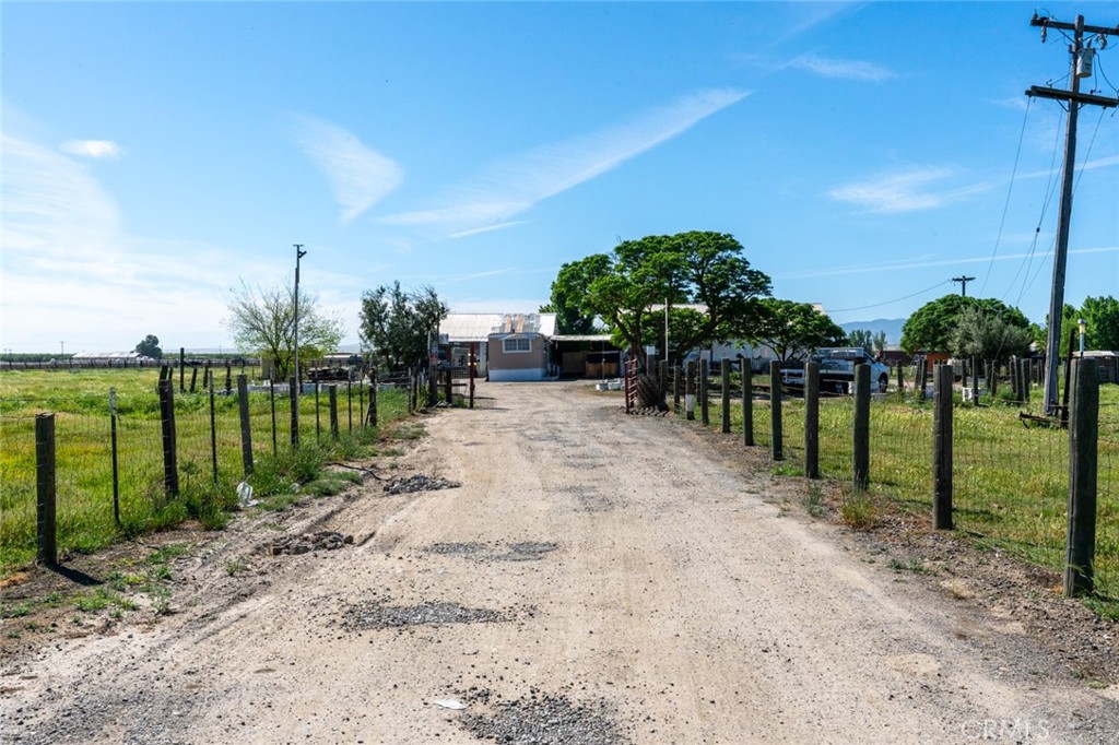 23429 Highway 152, Los Banos, CA 93635