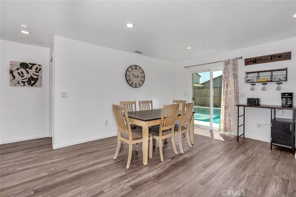 1807 Patricia Ct, Los Banos, CA 93635