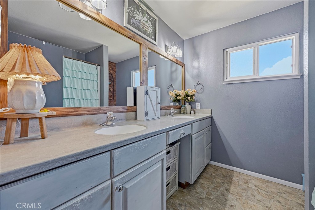 5444 Fleming Rd, Atwater, CA 95301