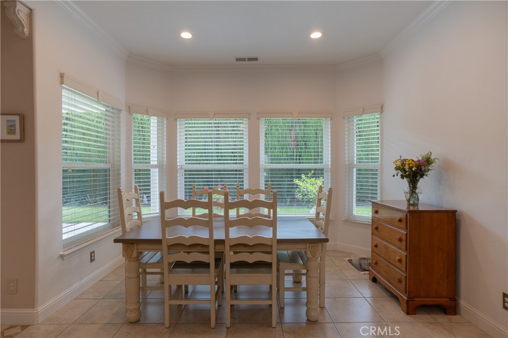 575 Woodlands, Madera, CA 93637