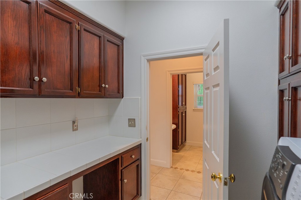 575 Woodlands, Madera, CA 93637