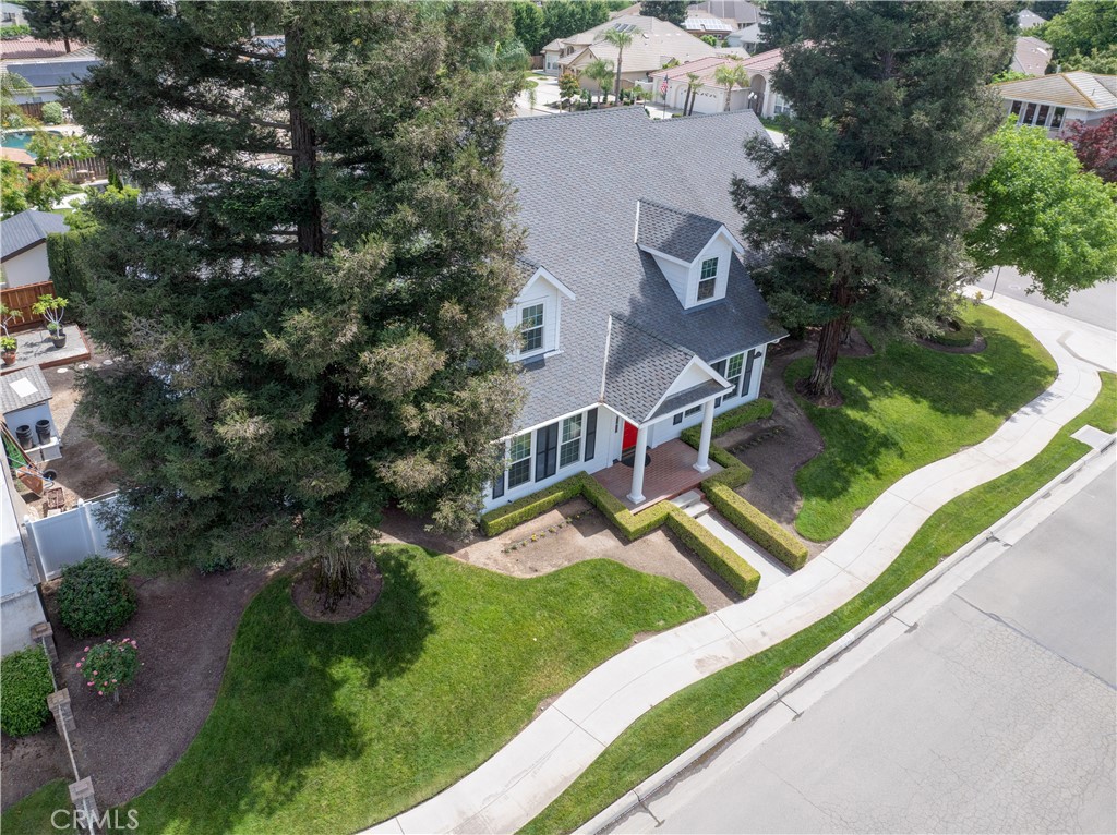 575 Woodlands, Madera, CA 93637