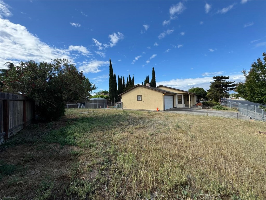 1461 E D, Oakdale, CA 95361
