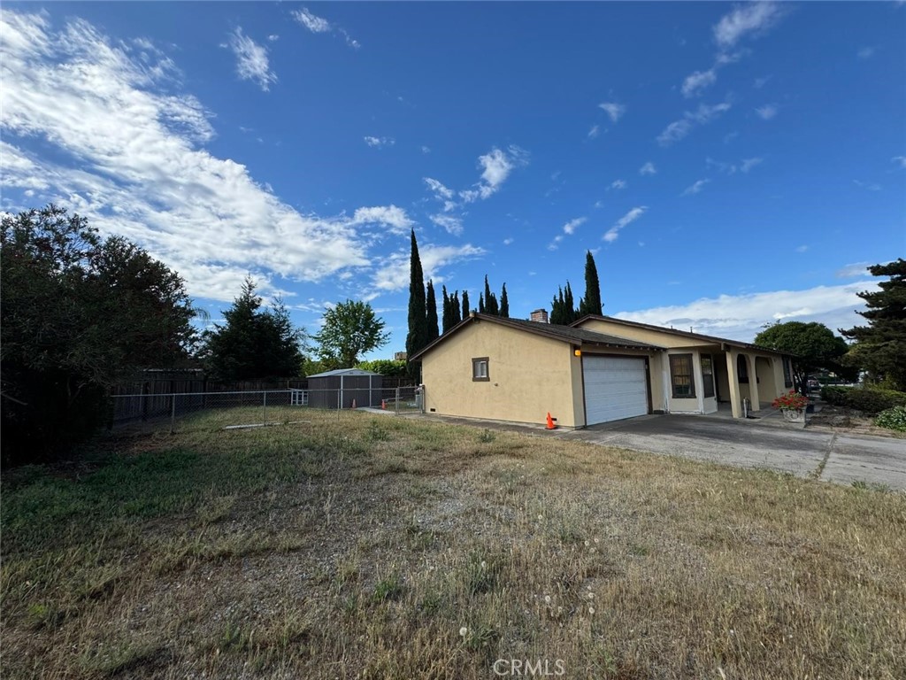 1461 E D, Oakdale, CA 95361