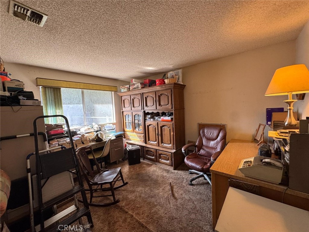 1461 E D, Oakdale, CA 95361