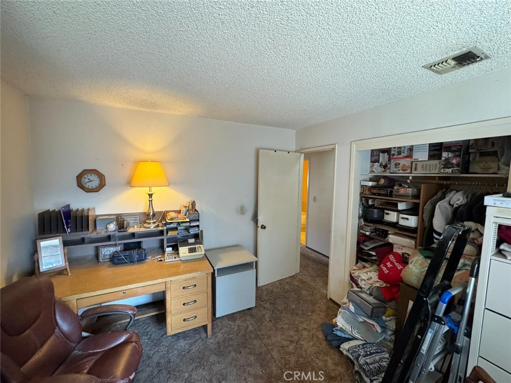 1461 E D, Oakdale, CA 95361