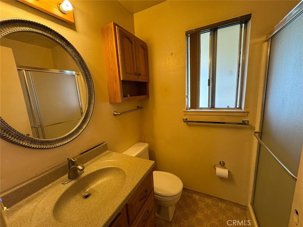 1461 E D, Oakdale, CA 95361