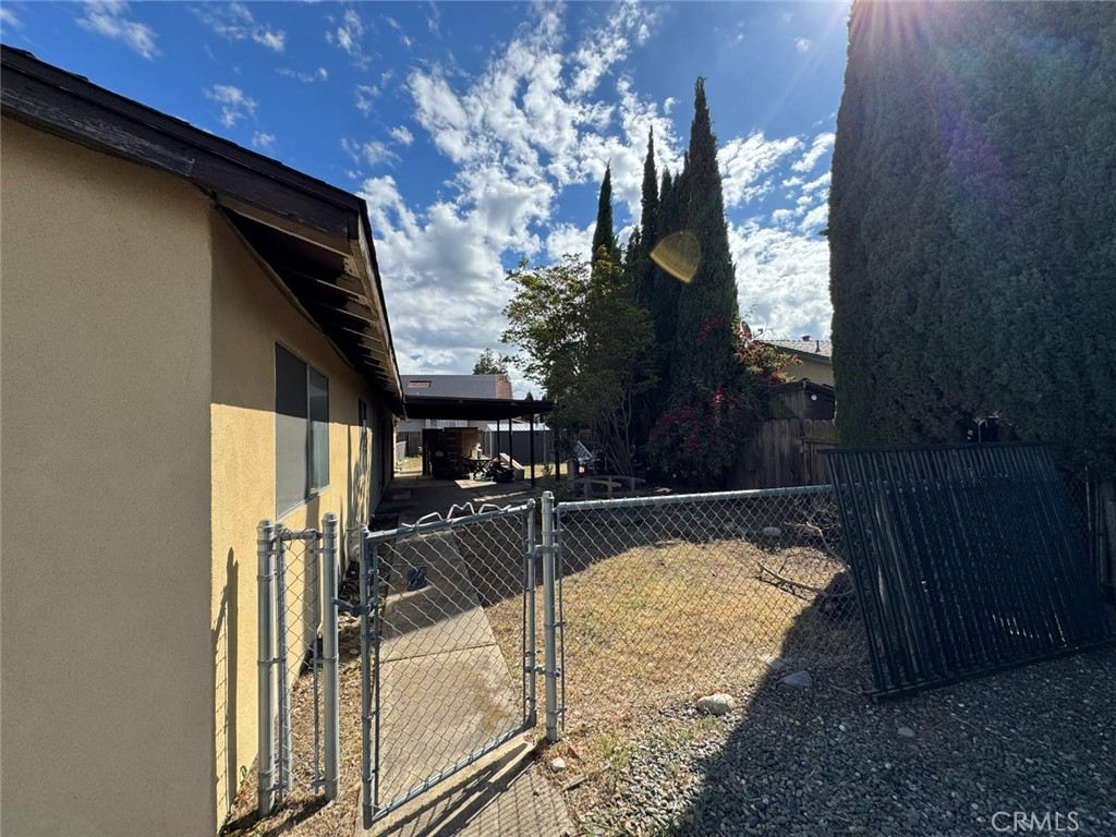 1461 E D, Oakdale, CA 95361