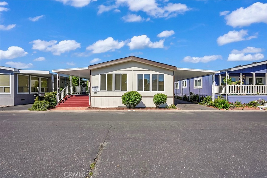 121 Ketch Ln, Modesto, CA 95356