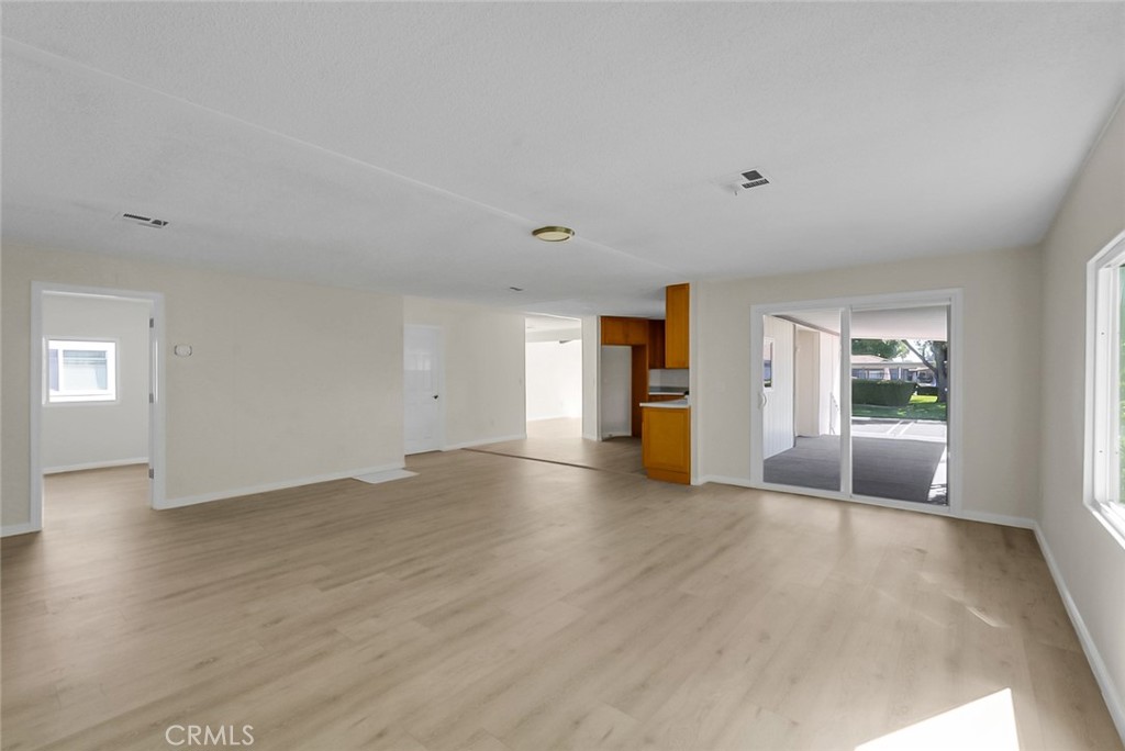 121 Ketch Ln, Modesto, CA 95356