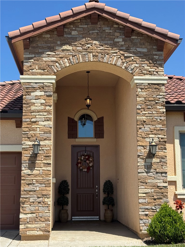 16004 W Ashli Ave, Kerman, CA 93630
