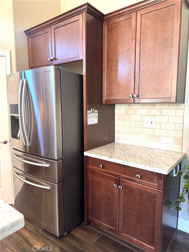 16004 W Ashli Ave, Kerman, CA 93630
