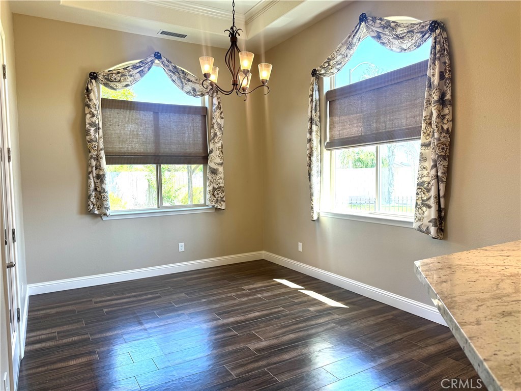 16004 W Ashli Ave, Kerman, CA 93630