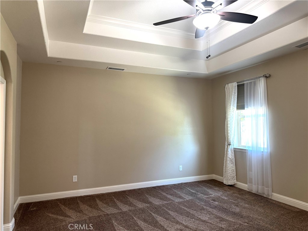 16004 W Ashli Ave, Kerman, CA 93630