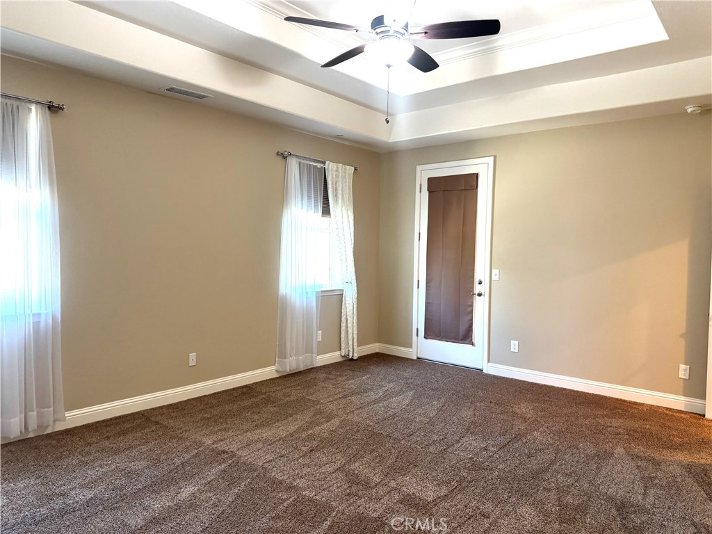 16004 W Ashli Ave, Kerman, CA 93630