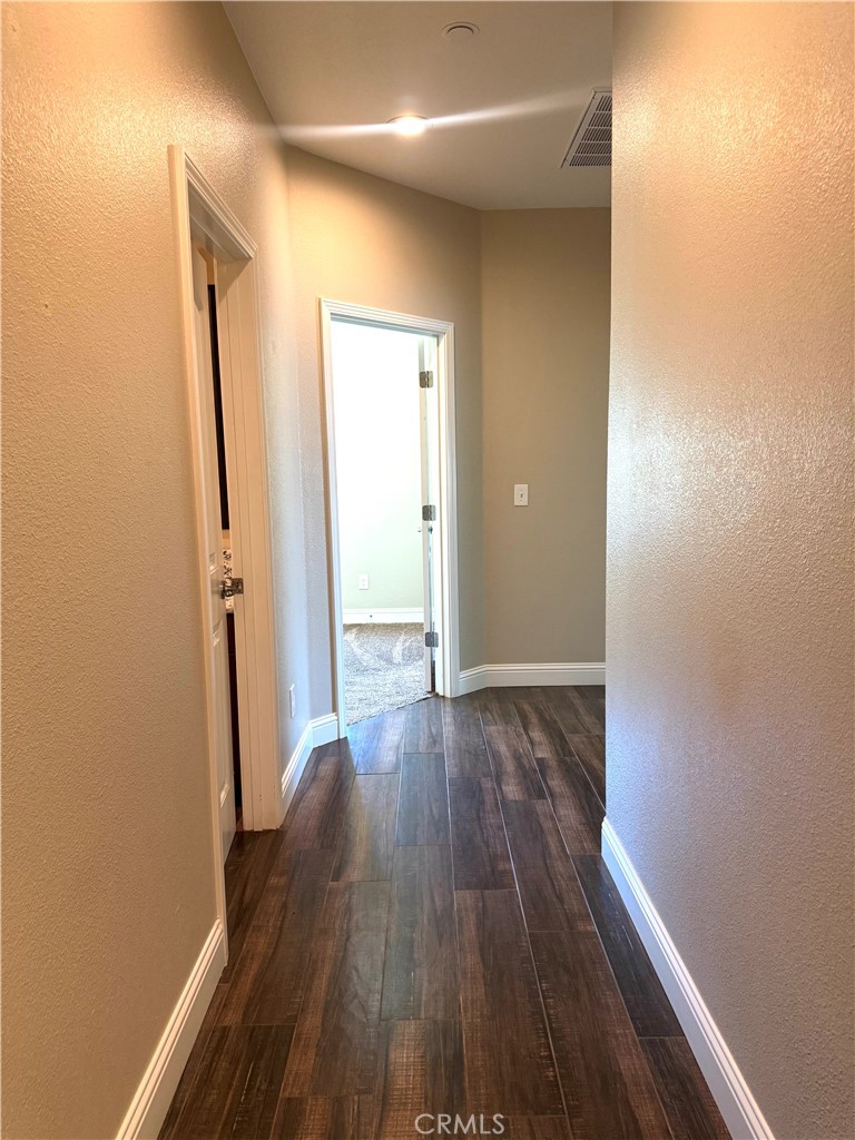16004 W Ashli Ave, Kerman, CA 93630