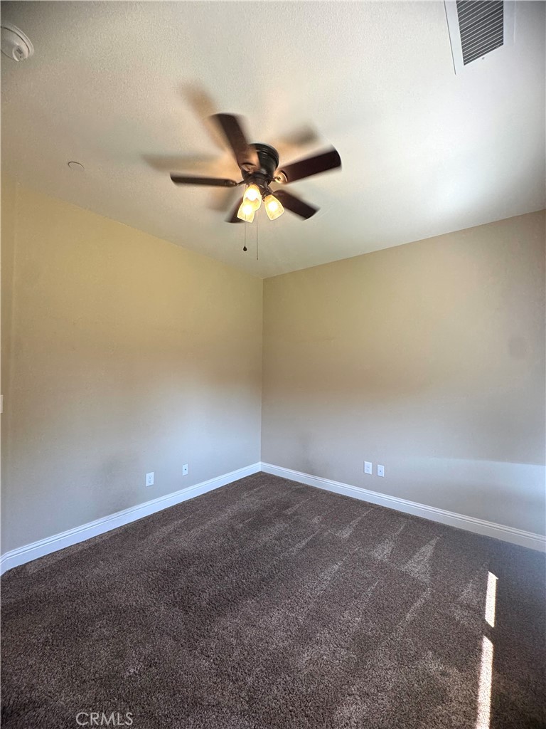 16004 W Ashli Ave, Kerman, CA 93630