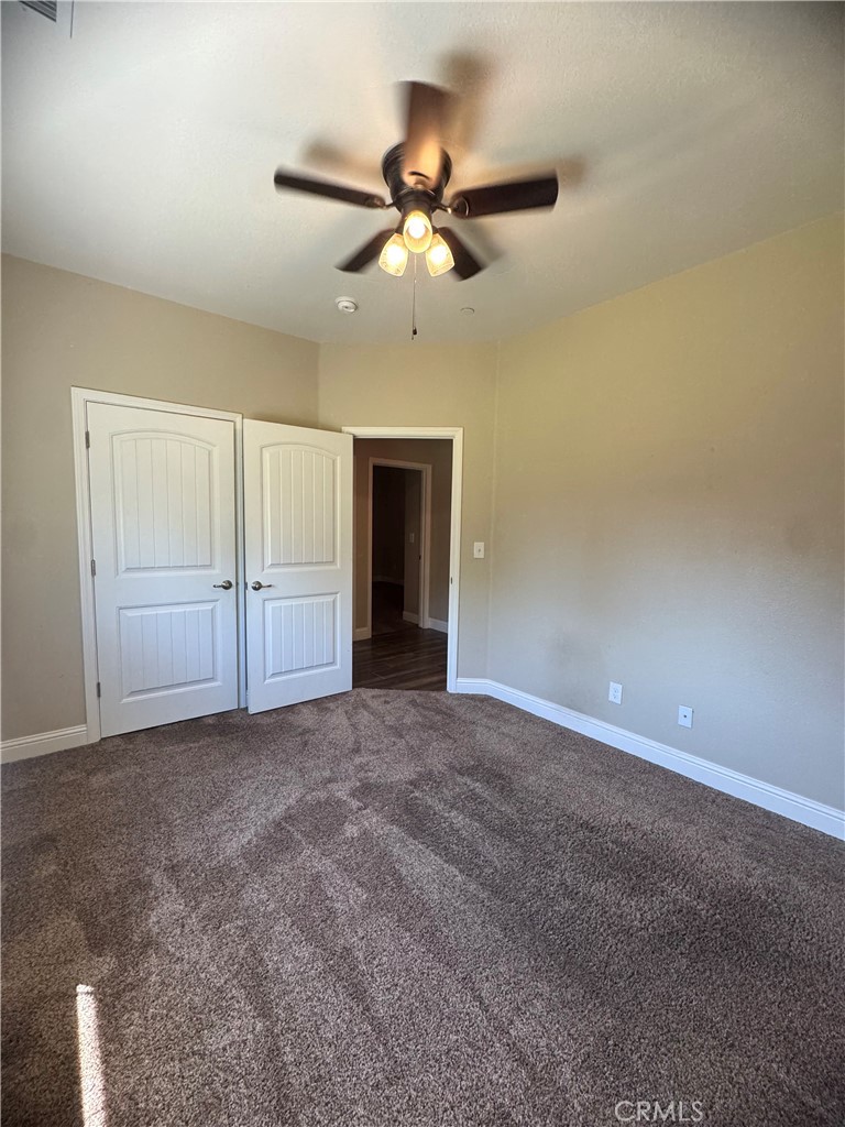 16004 W Ashli Ave, Kerman, CA 93630