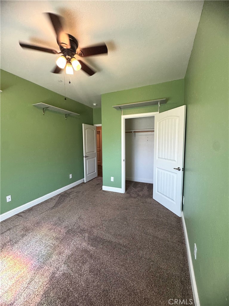 16004 W Ashli Ave, Kerman, CA 93630