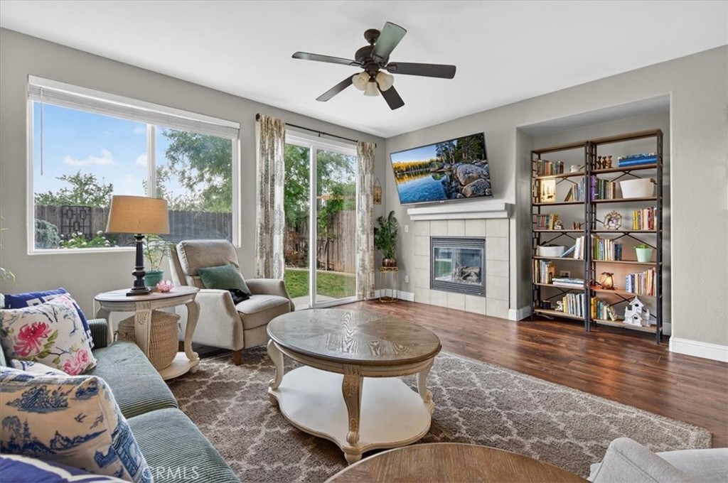 1955 Lemon, Madera, CA 93637