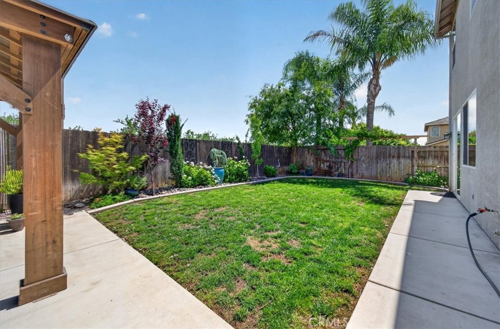 1955 Lemon, Madera, CA 93637