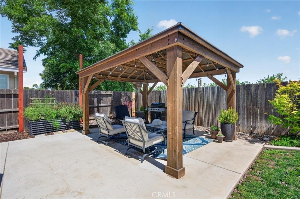 1955 Lemon, Madera, CA 93637