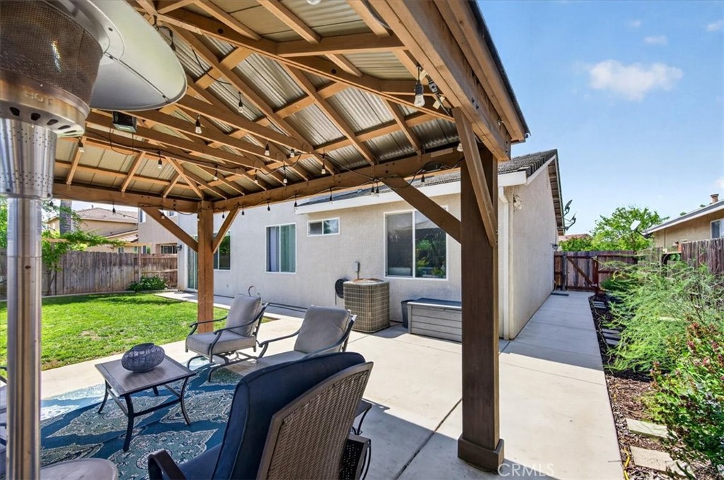 1955 Lemon, Madera, CA 93637